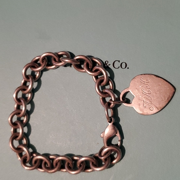 Tiffany & Co Bracelet with a heart shaped charm - Picture 3 of 16